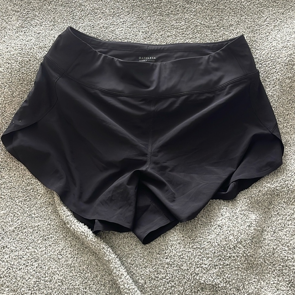 Never been worn athleta shorts size L